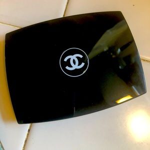 Chanel Double Perfection Lumiere Face Powder #62